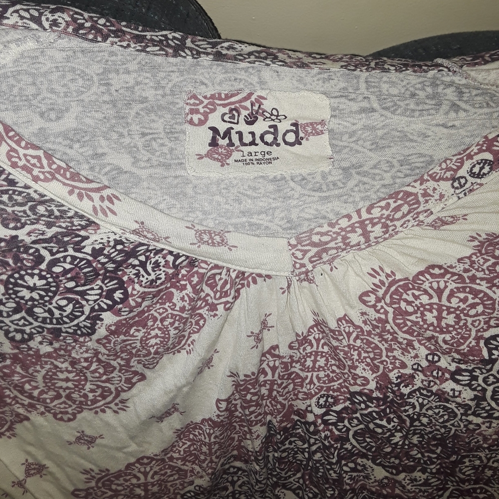 Mudd Paisley Print Top - Picture 2 of 7